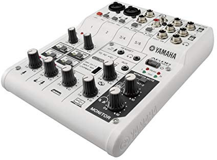Yamaha AG06 6-Kanal Mischpult / 2 Mikrofon