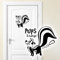 Grandora WC Türaufkleber Pups Lounge + Stinktier I schwarz (BxH) 29 x 27 cm I Badezimmer Bad Wandaufkleber Wandsticker Wandtattoo Aufkleber Sticker W981