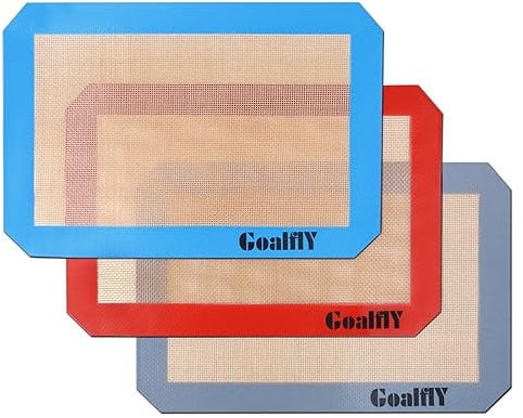 Goalfly Silicone Baking Mat Sheet (30 x 20 cm), 3 Pieces Non-Stick Baking Mat Set (Red, Blue, Grey), Heat-Resistant, Reusable Silicone Mat for Microwave Oven, Baking Tray, Baking Pan