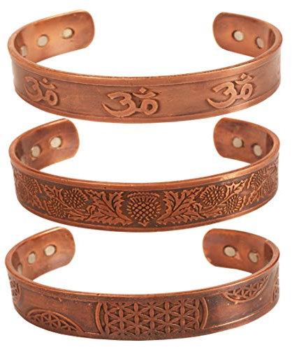 Touchstone Handcrafted By Indian Skilled Artisans Durable High Gauge Pure Copper Peace Celtic Etching Om Inscribed Chakra Mediation Magnetic 3 Armbänder in Naturton.