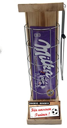 Trainer Geschenk Ideen Fußball Handball - Milka Alpenmilch - Eiserne Reserve Gitter incl. Säge - Geschenke Set für Männer Frauen - Text rot: Für unseren Trainer