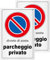 YIKIADA 2 Pezzi Parcheggio Privato Divieto Di Sosta Cartello Passo Carrabile in Alluminio, Impermeabile, Autoadesivo, Facile da installare, Fori inclusi 20 x 30 cm