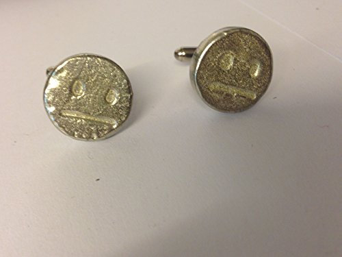 Neutral Face Emoji-tg395 Paar Manschettenknöpfe aus feinem englischen Moderne Zinn geschrieben von uns Geschenke für alle 2016 von Derbyshire UK