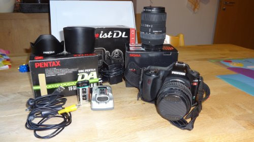 Pentax *istDL SLR-Digitalkamera (6 Megapixel) schwarz inkl. DA 18-55 Objektiv