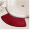 Fasksh Tapis de bain incurvé antidérapant et absorbant Motif galets en relief Rouge vin