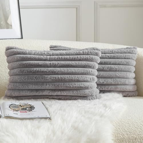 Mandioo 2er Set Kissenbezug gestreiftes Künstlich Pelz Superweich Kissen Flauschig Modern Kissenhülle Deko Sofa Wohnzimmer Schlafzimmer Kissenbezüge 30 x 50 cm Grau