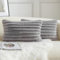 Mandioo 2er Set Kissenbezug gestreiftes Künstlich Pelz Superweich Kissen Flauschig Modern Kissenhülle Deko Sofa Wohnzimmer Schlafzimmer Kissenbezüge 30 x 50 cm Grau