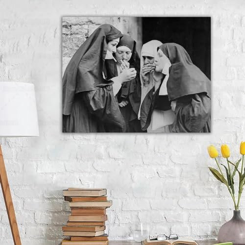 Vintage Rauchende Nonnen Poster Schwarz Weiß Rebellische Nonnen Raucht Leinwand Malerei Wand Kunst Bild Für Wohnzimmer Home Decor 50X70Cm Kein Rahmen
