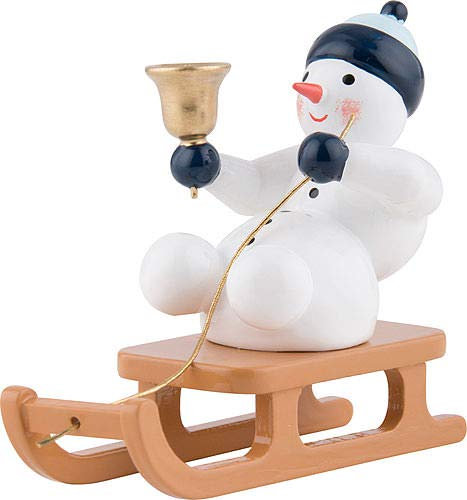 KDE Ellmann Schneemann mit Glocke auf Schlitten sitzend - 6,5 cm - grüne Flügel - Weihnachtsengel Erzgebirge
