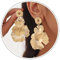 Wendalern Gold Blume Blütenblatt Baumeln Ohrringe Lange Lotusblüte Quaste Ohrringe Übertreiben Große Florale Ohrstecker Metall Textur Blume Aussage Ohrschmuck Brautschmuck Für Frauen Und Mädchen