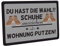Crealuxe Fußmatte - Du hast die Wahl - Schuhe ausziehen oder Wohnung putzen - Türmatte mit Motiv – rutschfest – 60x40 cm – Türvorleger für Innen & Außen – Geschenkidee Einzug, Hausflur oder Büro