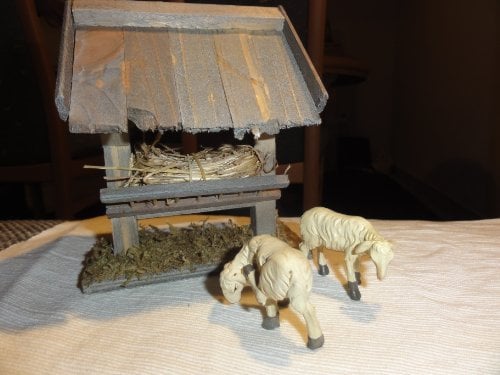 Unbekannt Krippenzubehör, Futterkrippe mit Dach, Höhe 11cm