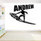 NSRJDSYT Personalisierte Surf Wandtattoo Surfer Boy Raumdekoration Vinyl Wandaufkleber Surfing Sports Surfboard Kunst Wanddekoration Abziehbilder 75x57cm