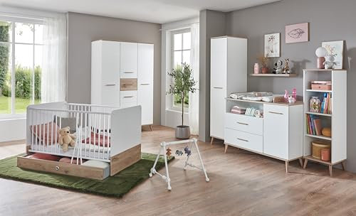 Babyzimmer Fehmarn – Kinderzimmer- Baby Möbel mit 8 Teilen in Weiß mit Viking Oak, Komplett Set, Made in Germany