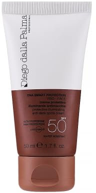 Crema protettiva illuminante antimacchia viso alta protezione spf 50