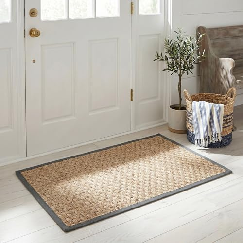 SAFAVIEH Natural Fiber Collection Area Rug - 2'6 x 4', Natural & Dark Grey, Seagrass, Basketweave Pattern with Border (NF114Q)