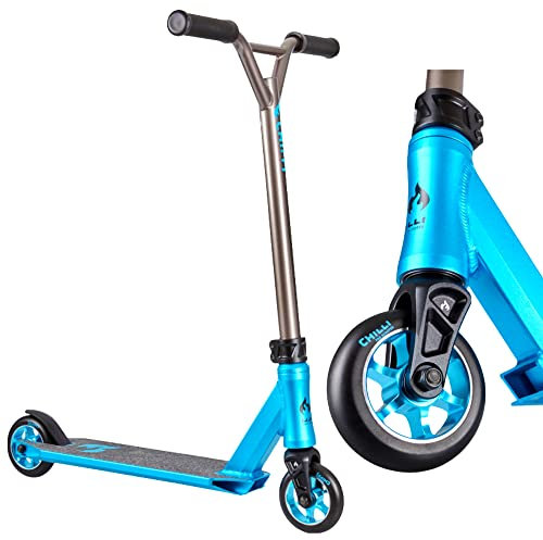 Pro Stunt-Scooter Chilli 3000 H=70cm Park Trick Tret Roller + Fantic26 Sticker (Blau/Titan)