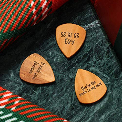 Personalisiertes Holzplektrum mit Eigenem Text 3 Stücke Robust Flexibel Dünn Haltbar Geschliffen Selbst Gestalten Musikzubehöhr für E-/Akustikgitarre Ukulele Geschenk für Freund Gitarrist Geburtstag