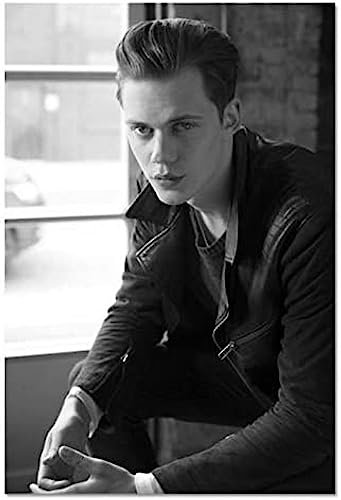 BOBSLA Poster Bill Skarsgard Pennywise Filmstar Wandbild Druck Ungerahmt Hochformat Matte Wandmontage Pop Art Wohnzimmer Schlafzimmer 50x70cm Schwarz