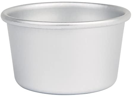 Vogue Commercial Aluminium Mini Dariole Moulds 100ml (Pack of 6) K514 | Controls portion costs and shapes uniform hot puddings, chilled mousses or individual popovers reliably.