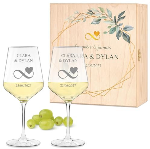 Maverton Calici Vino x2 Personalizzati - Bicchieri Vino Rosso o Vino Bianco 490 ml - Incisi per Lei e Lui - Scatola Legno Personalizzata - Regalo per Sposi e Coppia - Regali Personalizzati