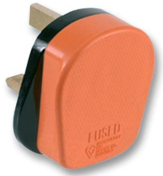 Pro Elec PELB1577 13A Rubber Plug Top, Orange