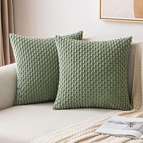 MIULEE Kordsamt Kissenbezug Kissenbezüge Dekorative Kissenhülle Moderne Sofakissen Dekokissen Couchkissen Zierkissen Weicher für Sofa Wohnzimmer Schlafzimmer 2er Set 50x50 cm Grasgrün
