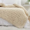 YAAPSU Grobstrickdecke, 152,4 x 203,2 cm, weiche Jumbo-Chenille-Überwurfdecke, 100 % handgestrickt, für Couch, Bett, großes dickes Garn, Zopfstrickdecke, großer Seilknoten, Häkeldecke (Beige)