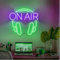 On Air - Cartel de luz de neón para Twitch, Tiktok, Youtube, amantes de los jugadores, con cadena colgante e interruptor regulable para decoración de estudio, pared, dormitorio, sala de juegos