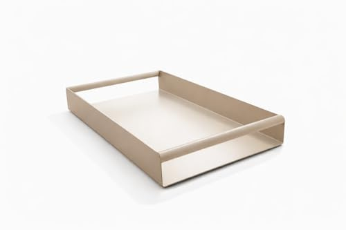 CeleBig Dekotablett Metall Beige – Rechteckiges Serviertablett mit Griffen, Modernes Deko Tablett für Wohnzimmer, Küche & Bad, 30 × 18 × 4 cm