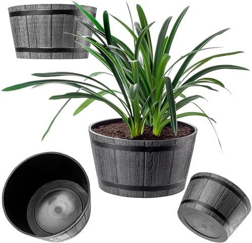 KADAX Pflanztopf im Holzfass-Design, ø 50cm, aus wetterfestem Kunststoff, für Garten, Terrasse & Balkon, dekorativer Blumentopf, Blumenkübel oder Übertopf, Dunkelgrau, Teich mit Wassereimer