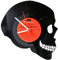 GRAVURZEILE Wanduhr aus Vinyl - Totenkopf Upcycling Design - Handmade Vintage-Uhr - Wanddekoration im Retro-Design für Gruselfans - Geschenk für Sie & Ihn - Made in Germany