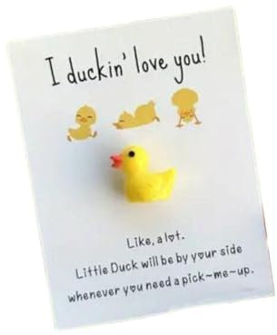 Mini-Ente aus Kunstharz mit Karten, Ente zum Valentinstag, romantisches Geschenk, I Duckin Love You, herzförmiges Ornament, tolles Dankeschön-Geschenk für Studenten, Kollegen, Mitarbeiter (gelb)