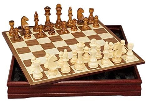 NIVOK Schachspiel Schach aus Holz Internationales Schachspiel Stücke Set Brettspiel Schachfiguren Sammlung Tragbare Brettspiele Reisespiele Spielzeug Geschenk Che