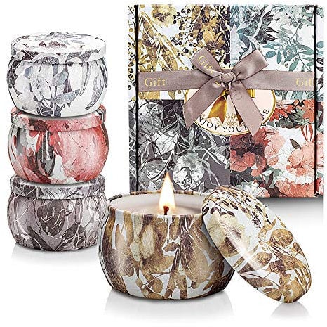 Candele Profumate Set 4 Pezzi Fragranze Candele, 4.4 oz Cera di Soia Candele Set per Aromaterapia Regalo per Donna, Mamma, Alleviare Lo Stress, per San Valentino Compleanno Matrimonio Natale