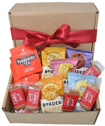Afternoon Tea Hamper Border Biscuits & Biscoff – Biscuits Gift Set x5 Border Biscuits Twinpacks, x10 Lotus Biscoff Individually Wrapped Biscuits, x10 Tea Bags and Stellar Six Tea Gift Set Poem