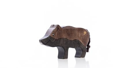 Lilu® Wildschwein Bache mit leuchtendem Herz, Wald-Holztiere handbemalt, Holzspielzeug aus FSC®-Holz, EN71 und DEKRA Zertifiziert - 12,7cm x 7,6cm x 2,8cm