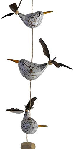 Tokoindah Möwen-Windspiel mit Feder Propeller – 3 handgeschnitzte und handbemalte Deko Möwen aus Holz – Maritime Hängedeko für Garten, Balkon, Terrasse, wetterfest, nachhaltiges Pinienholz, 90cm lang