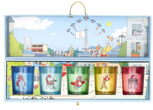 PARIS 2024, CJO6105, Lot de 5 Bougies Mascotte à La Francaise en Coffret, Produit Officiel sous Licence, Senteurs : Bois de santal, Jasmin, Magnolia, Durée de combustion : 5 h