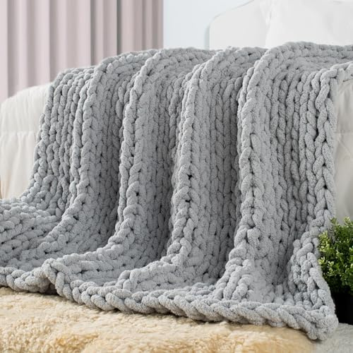Carriediosa Chunky Knit Throw Blanket 50 x 60, 100% Hand Made, Grey | Soft Chenille Yarn Thick Throws for Couch Sofa Bed, Big Crochet Cozy Fluffy Cable Woven Blankets, Home Decor Machine Washable