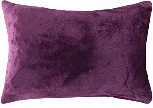 Bestlivings Flauschige Kissenhülle Celina (40 x 60 cm) - Kuscheliger Bezug mit Reißverschluss Violett ideal für Dekokissen und Sofakissen