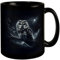 Eule auf einem Ast Tasse schwarz in Schwarz Stilvolle Nachttier-Vogel Tasse schwarz Elegante Eule in Dunkelheit Raubvogel mit Flügel-Gefieder für Nacht-Liebhaber EulenTasse