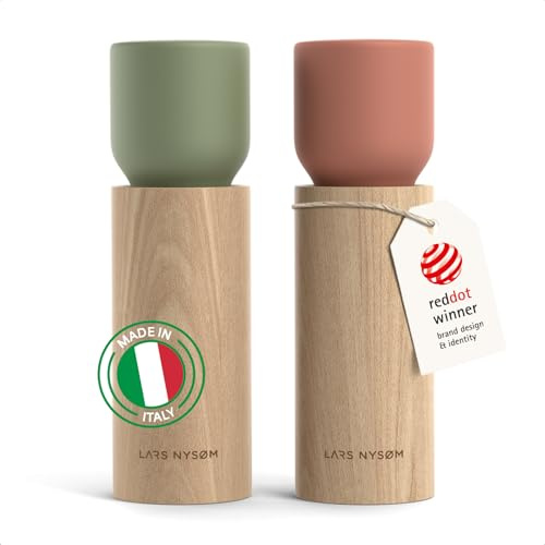 LARS NYSØM Wooden Salt and Pepper Grinder Set Manual - Salt and Pepper Mills with Adjustable Ceramic Grinder - Elegant Beechwood Pepper and Salt Mill Set for Dining Table (Red/Green)