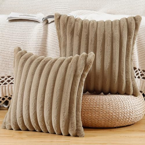 Madizz 2er Set Kunstpelz Plüsch Dekorative Kissenbezüge Flauschig Gestreifte Weich Dekorative Kissenbezug für Sofa Schlafzimmer Kissen Shell Braun 65 x 65 cm