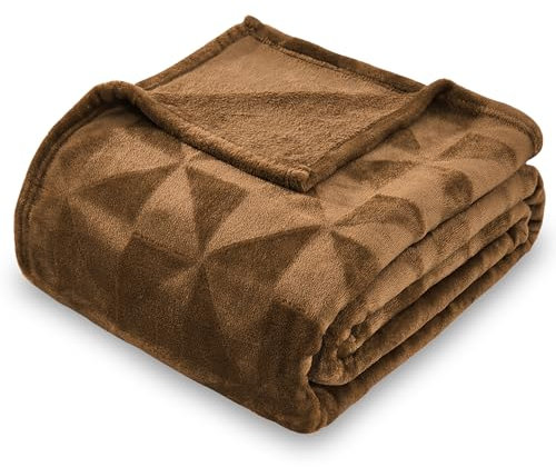 SOCHOW Flanell Fleecedecke mit 3D-Dreiecksmuster, leichte, superweiche, gemütliche Plüsch-Bettdecke/Sofadecke 150 x 200 cm, Nussschale braun