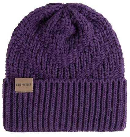KNIT FACTORY - Sally Mütze - Strickmütze für Damen und Herren - Beanie - Wintermütze mit Wolle - Robusten Look - Hochwertige Qualität - Purple