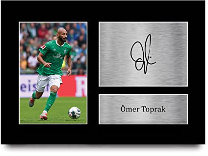 HWC Trading A4 Omer Toprak Werder Bremen Geschenke Gedrucktes Signiertes Autogramm Foto für Fußball Anhänger and Fans