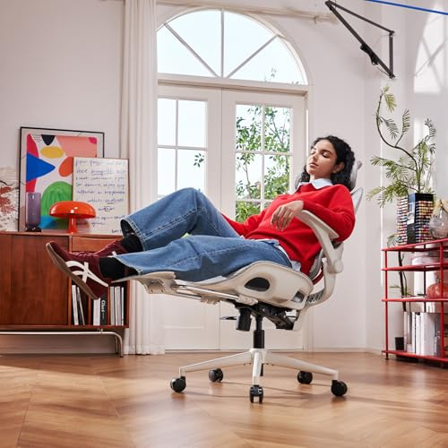 SIHOO B100-JT Chaise de Bureau Ergonomique avec Repose-Pieds, Maille Respirante, Support Lombaire, Appui-Tête Large, Accoudoirs Relevables, Inclinaison 90-135°, Gris/Blanc