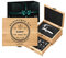 Maverton Weinöffner-Set personalisiert Weinset Sommelier Set - Geschenkbox Holzbox + 8er Weinzubehörset - aus Bambus - Braun - Geschenk zum Geburtstag für Männer - Weinproben