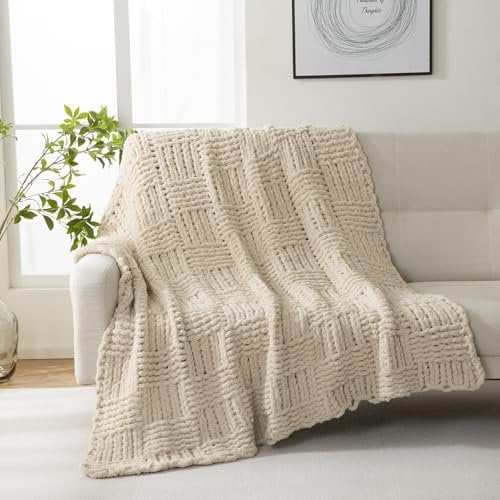 YIRUIO Handmade Chunky Knit Throw Blanket Cable with Checkered Pattern Oversized Throw Larger Yarn Ultra Soft Cozy Warm for Home Décor Couch Sofa Bed (Beige, Throw XL)